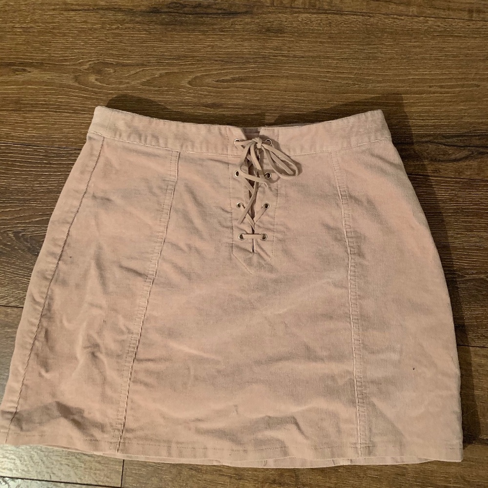 forever 21 light pink velvet skirt